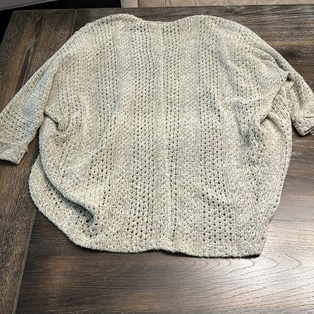 🟠 COTTON ON GRAY CARDIGAN SIZE MEDIUM